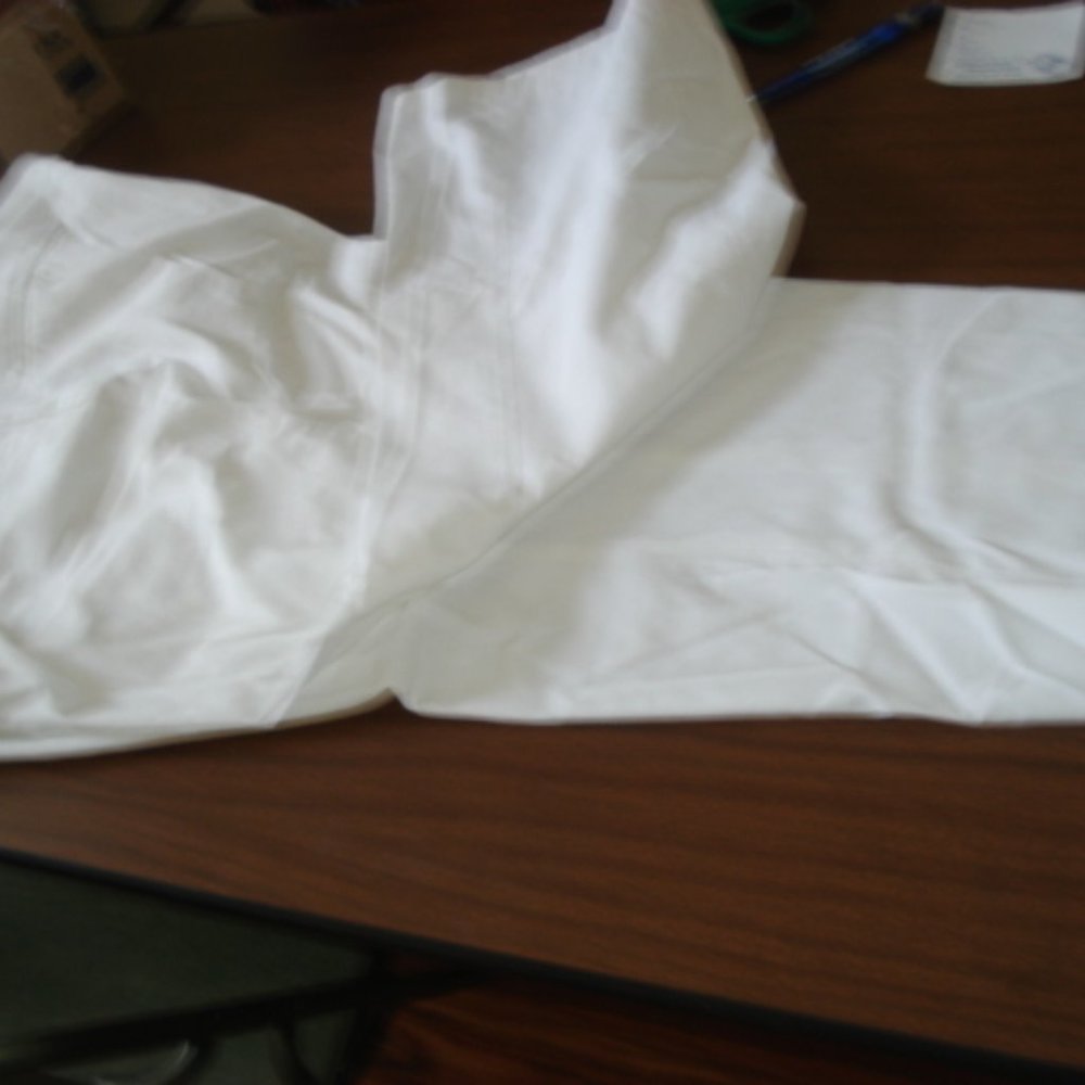 Men's White Pants in size 48W 28L